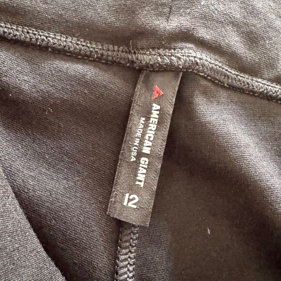 American Giant Black Stretch Capri Pants. Size 12. - Picture 5 of 6